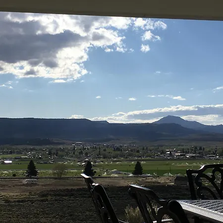 Hilltop Heaven - 5 Star Comfort And Views Panguitch Esterno foto